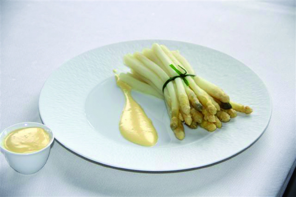SAUCE BATARDE | Le Journal de Marsel (JDM Éditions) Sauce Batarde pour accompagner les asperges Molsheim 0